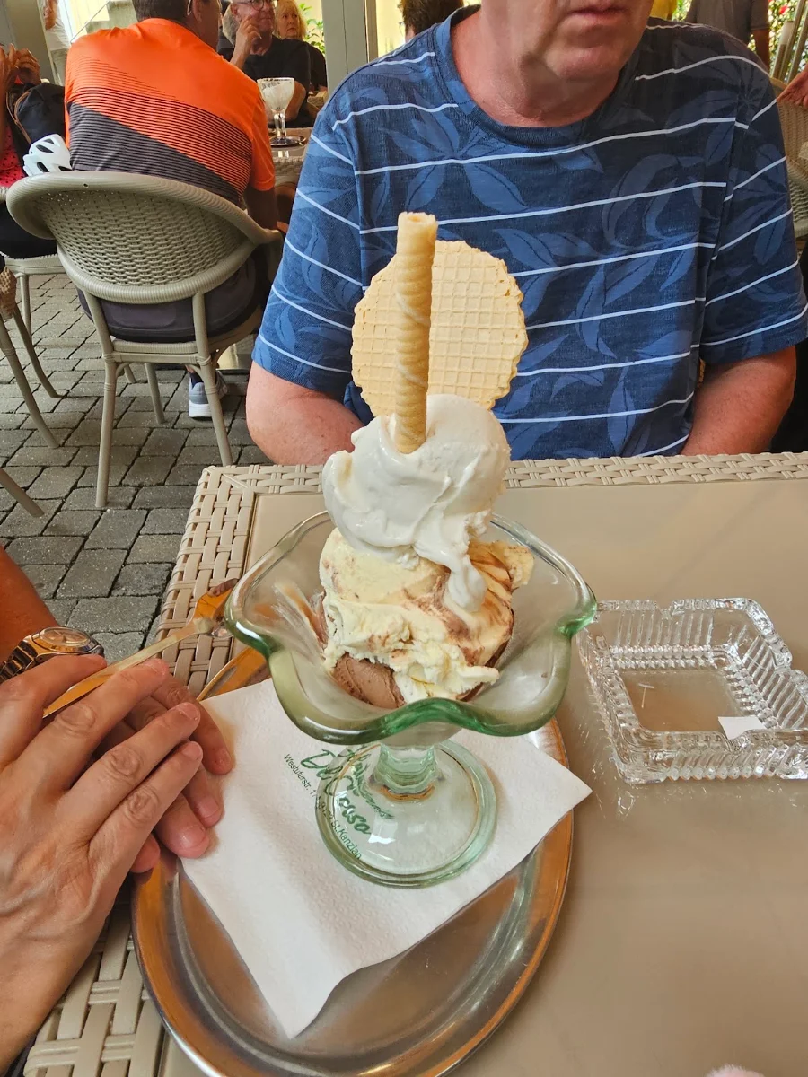 Gemischtes Eis