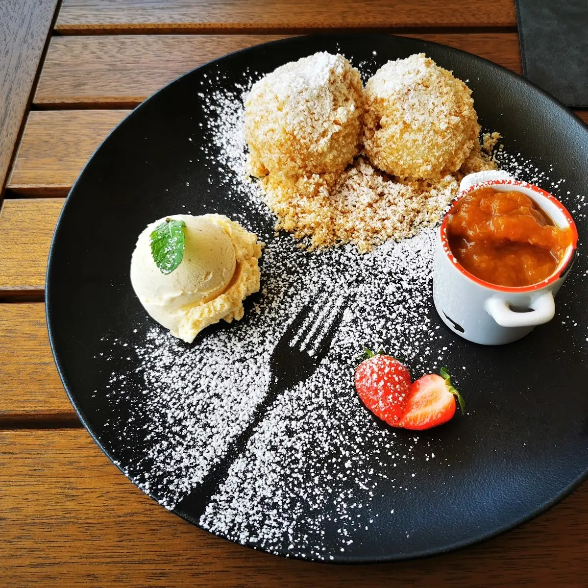 Marillen Knödel Mit Vanilleeis