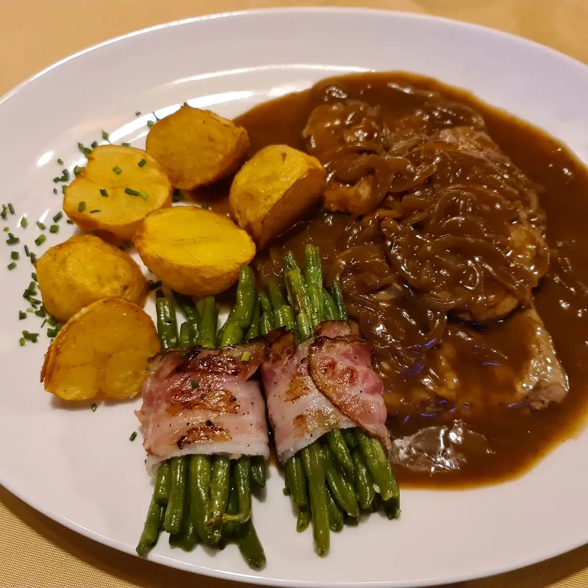 Zwiebelrostbraten