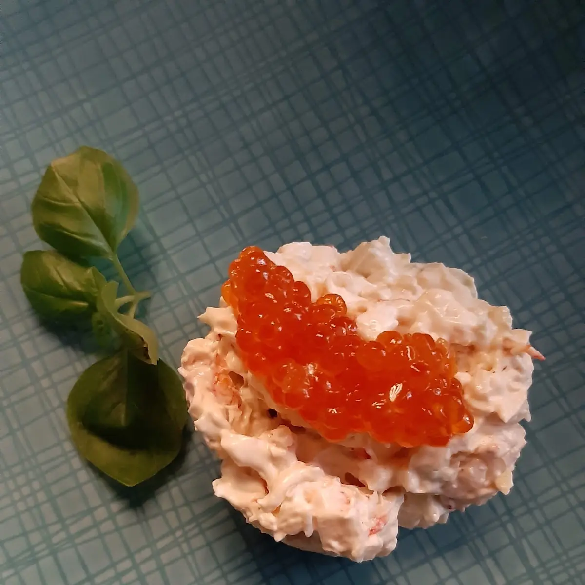 Crustacean Tartlets with Apple and Caviar