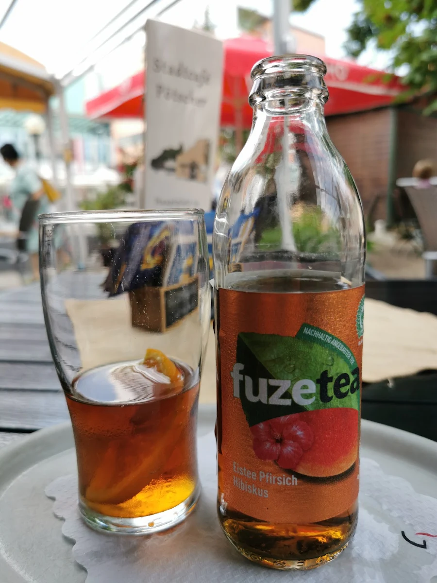 Eistee Pfirsich Hibiskus