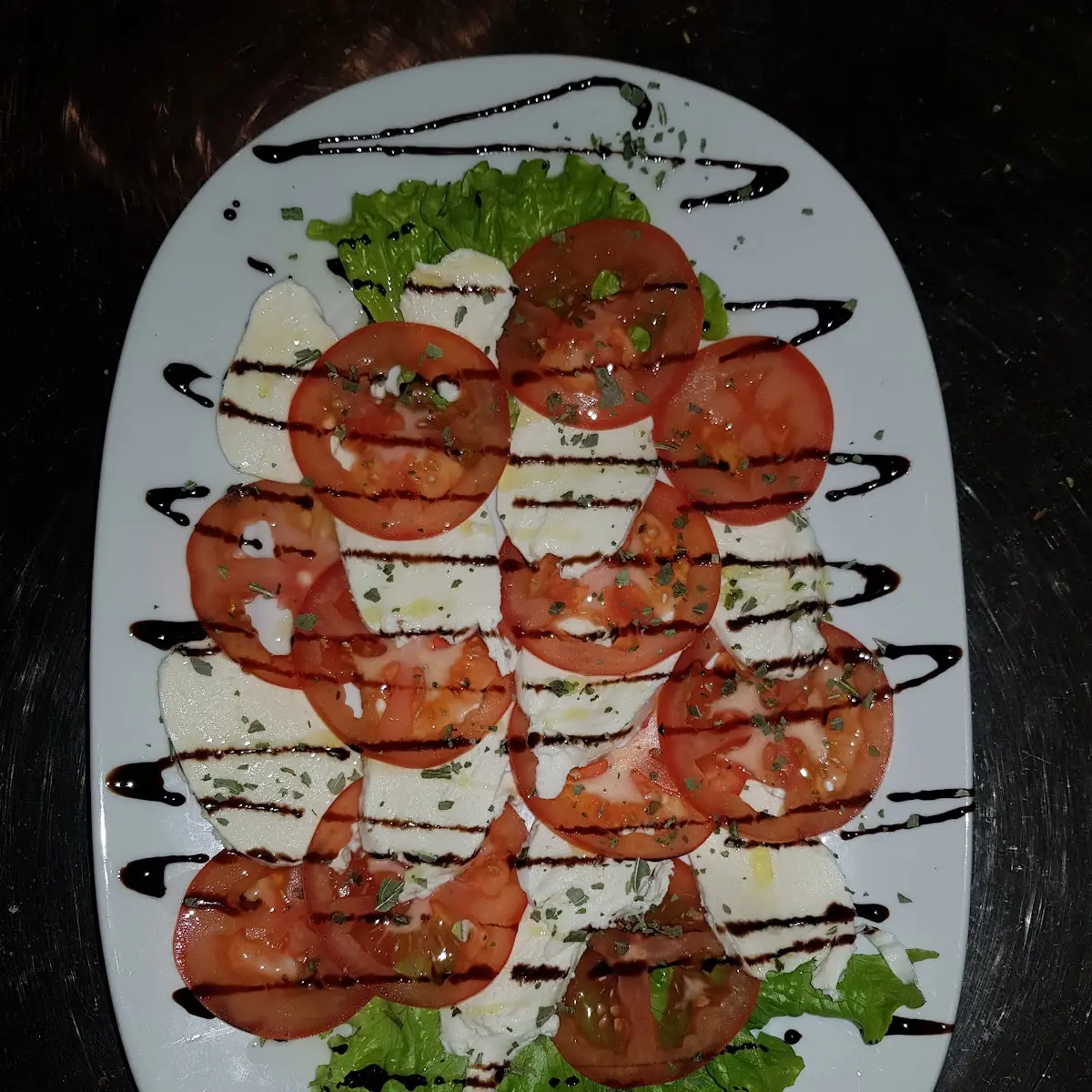 Mozzarel Salat