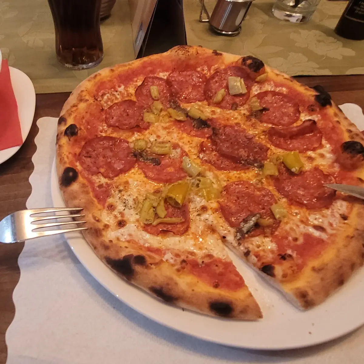Salami Pizza