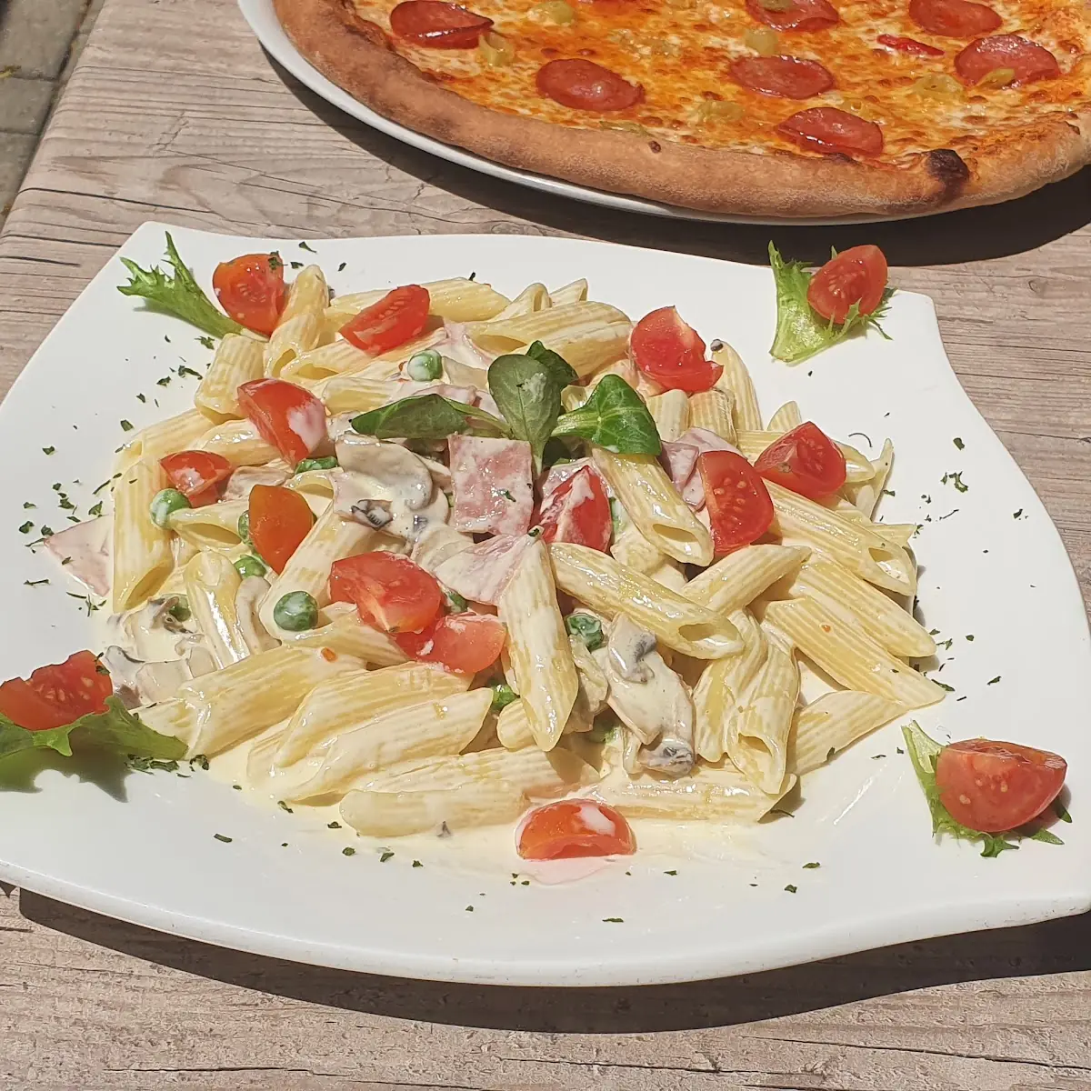 Penne Al Forno Mit Putenstreifen