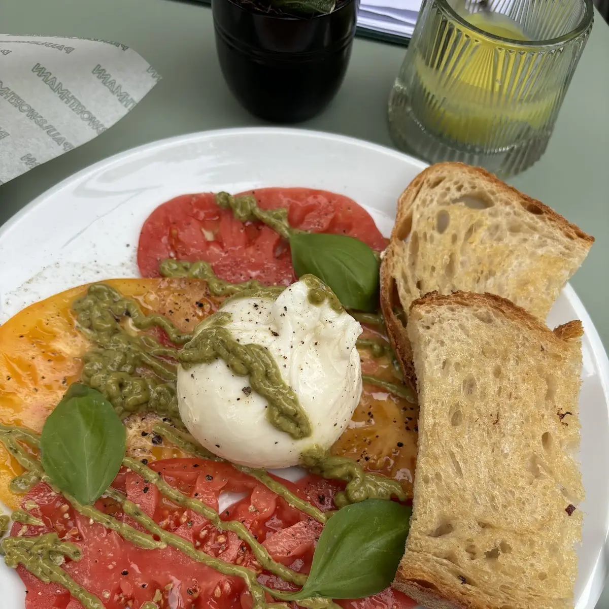 Buratta Caprese