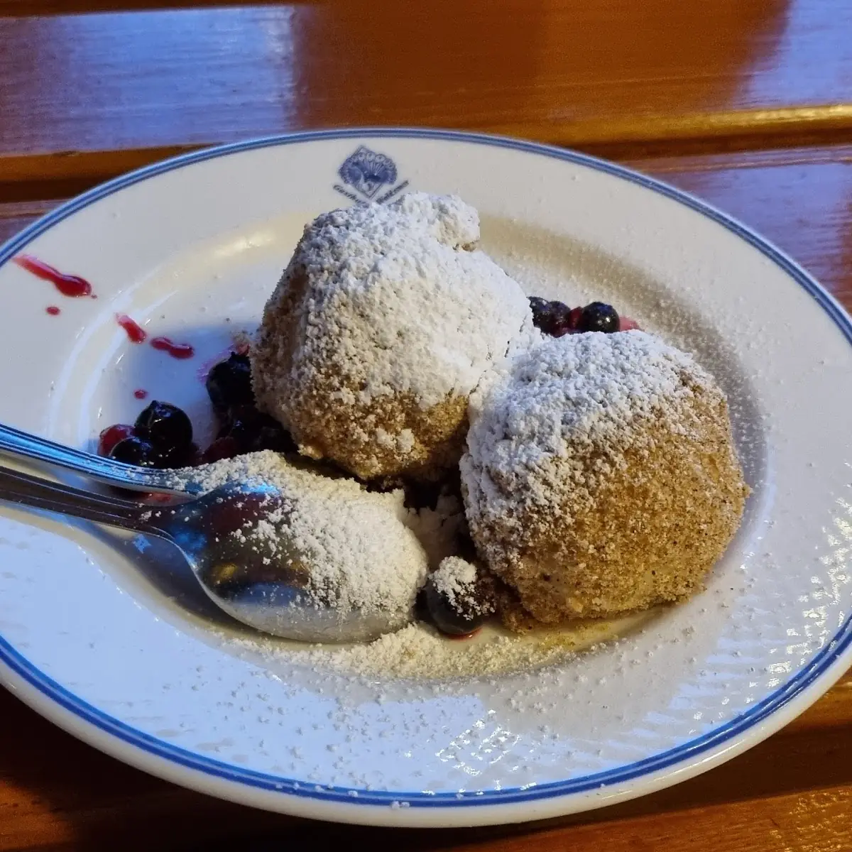 Nougatknödel Mit Früchten
