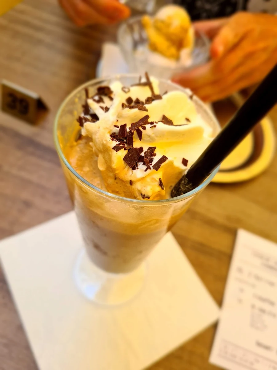 Eiskaffee, Der Eissalon Laxenburg