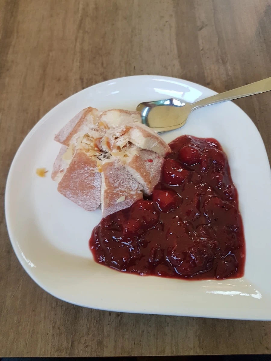 Eiskaiserschmarrn, Der Eissalon Laxenburg