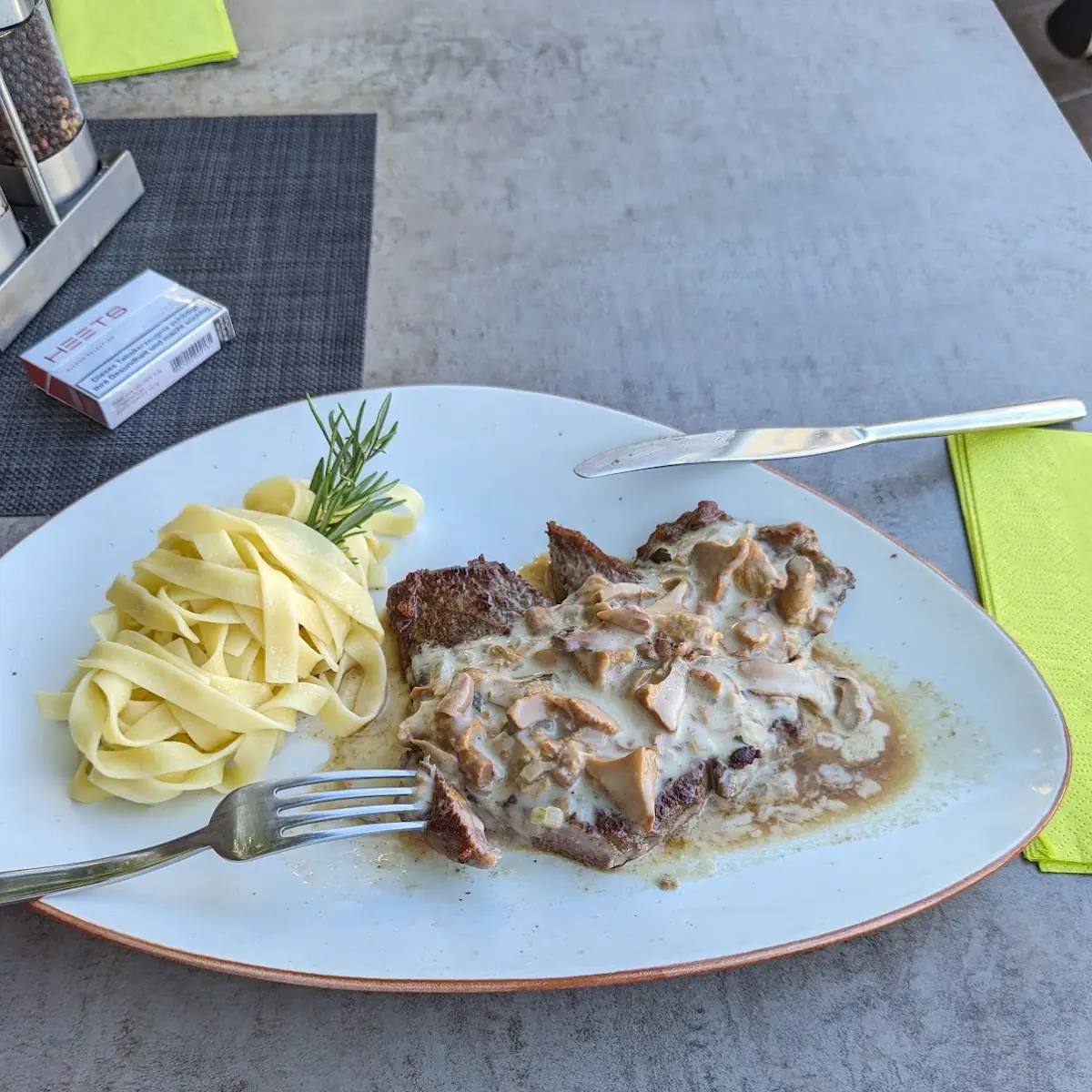 Schwammerlrostbraten Mit Tagliatelle