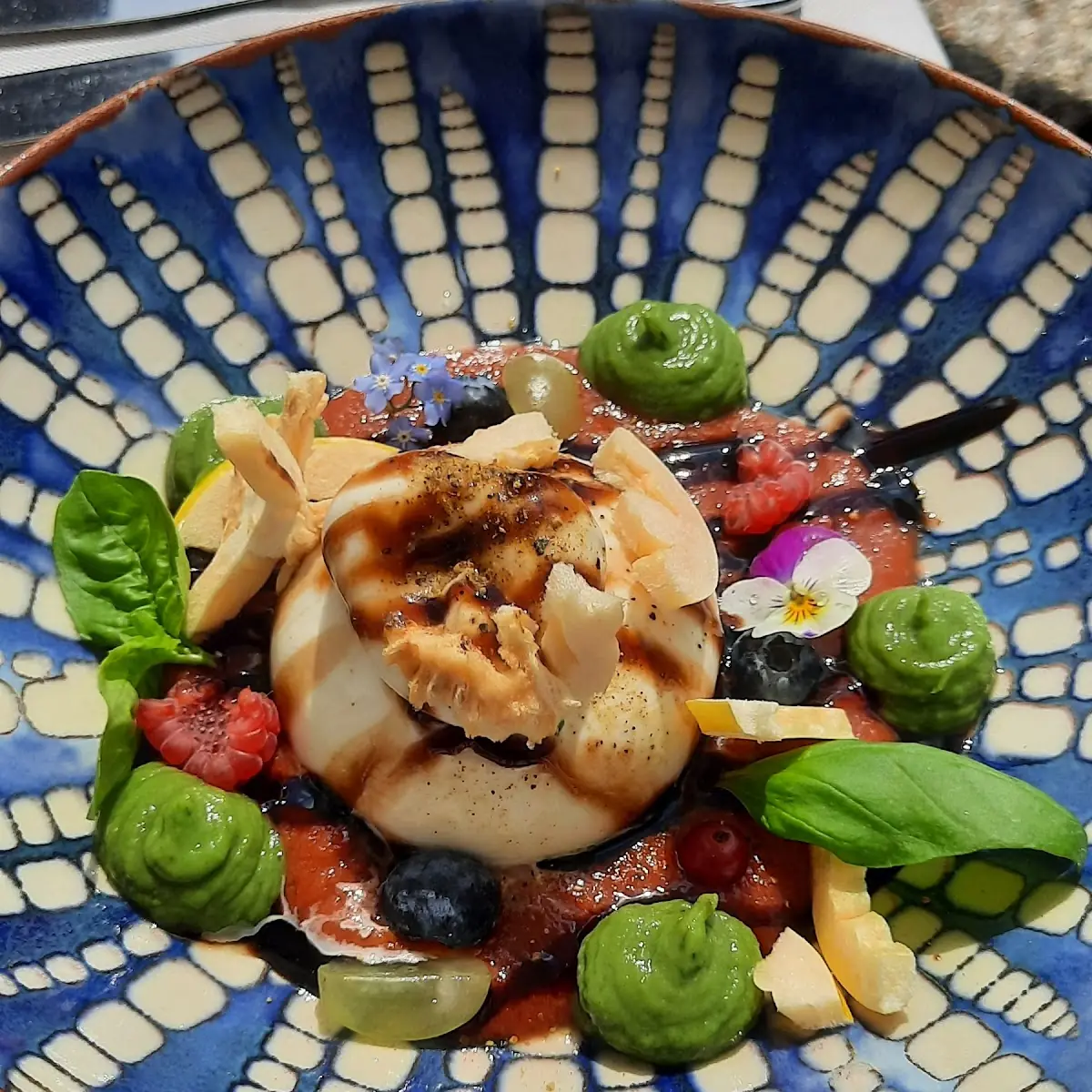 Buratta Mit Avocado