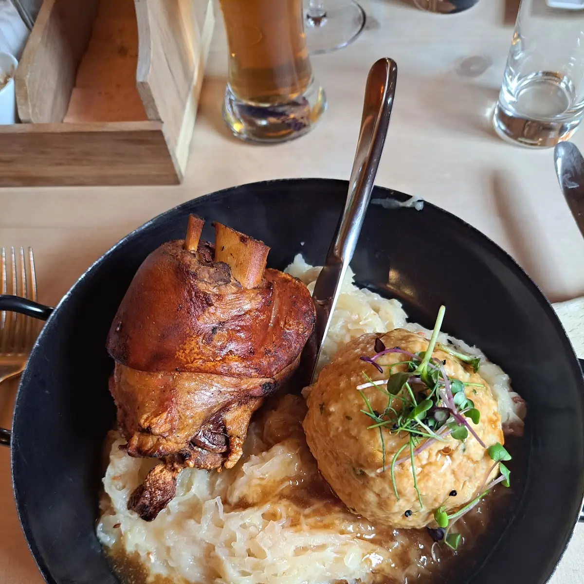 Schweinshaxe