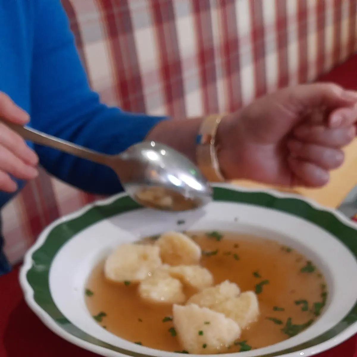 Grießnockerlsuppe