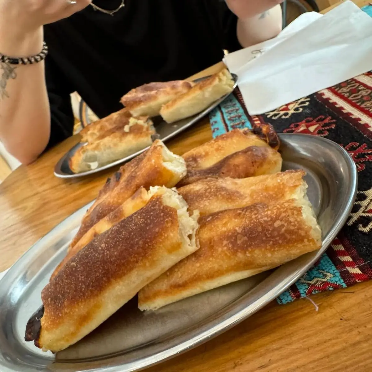 Burek Mit Fleisch, Pitara Oroz