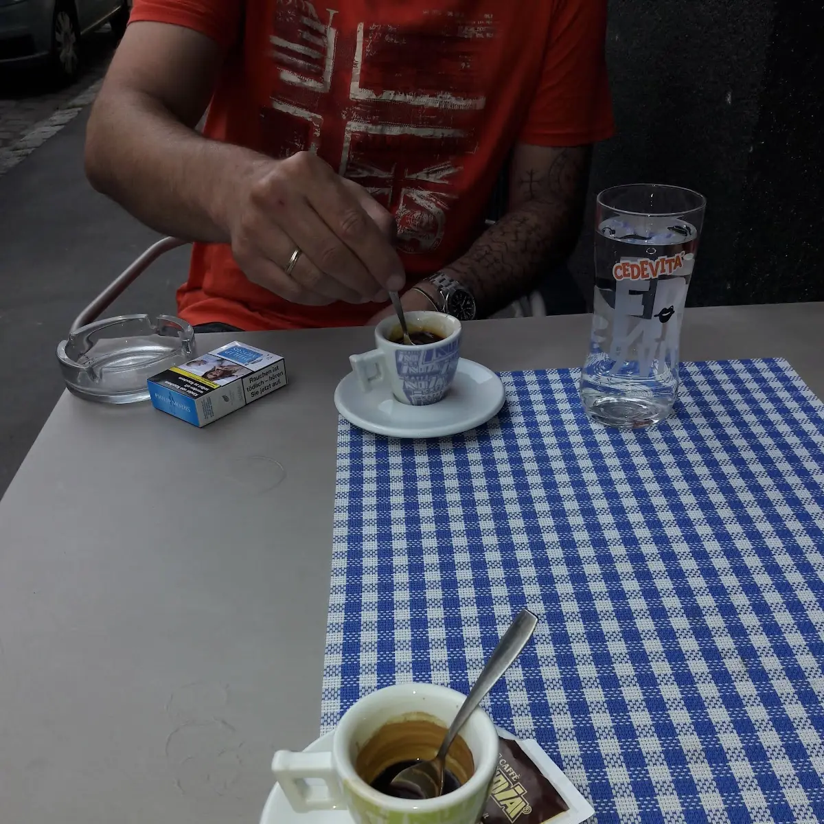 Kaffe, Pitara Oroz
