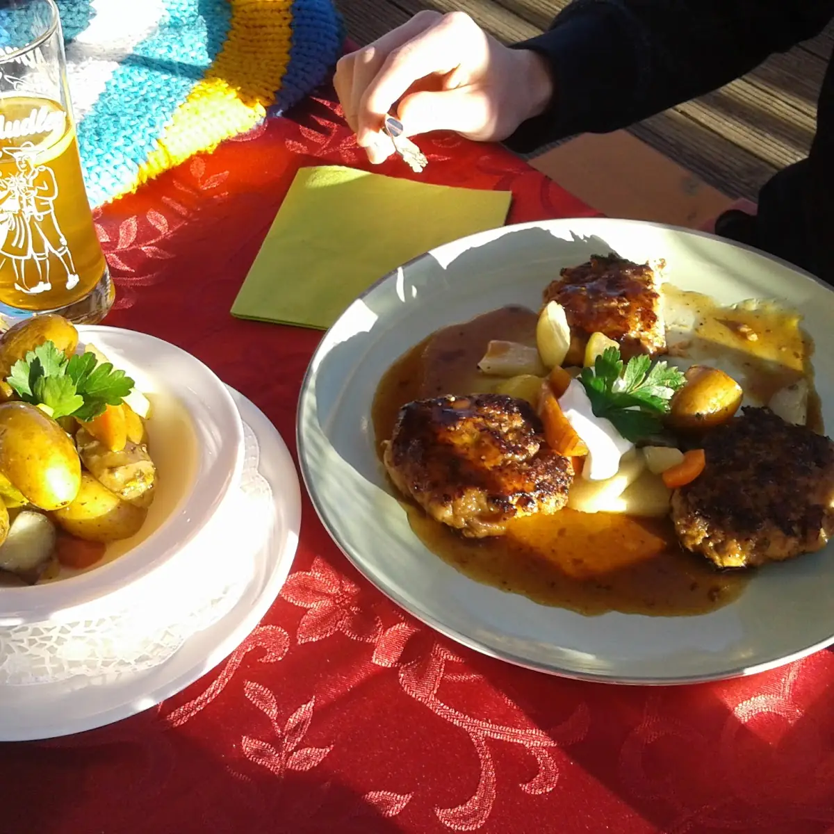 Faschiertes Laibchen Mit Kartoffeln