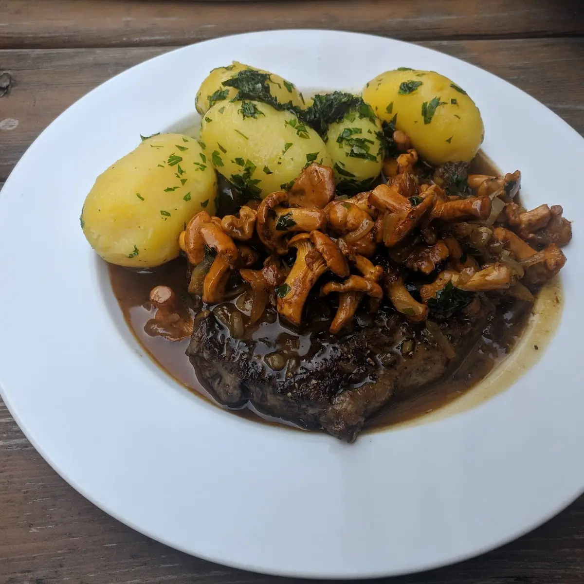 Eierschwammerl Rostbraten