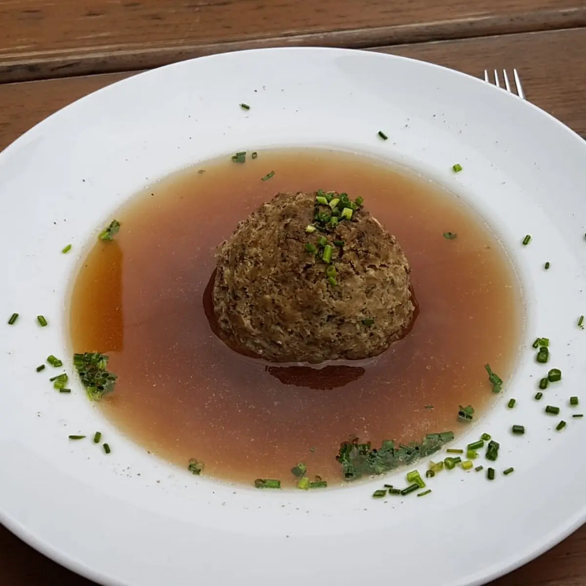 Leberknödelsuppe