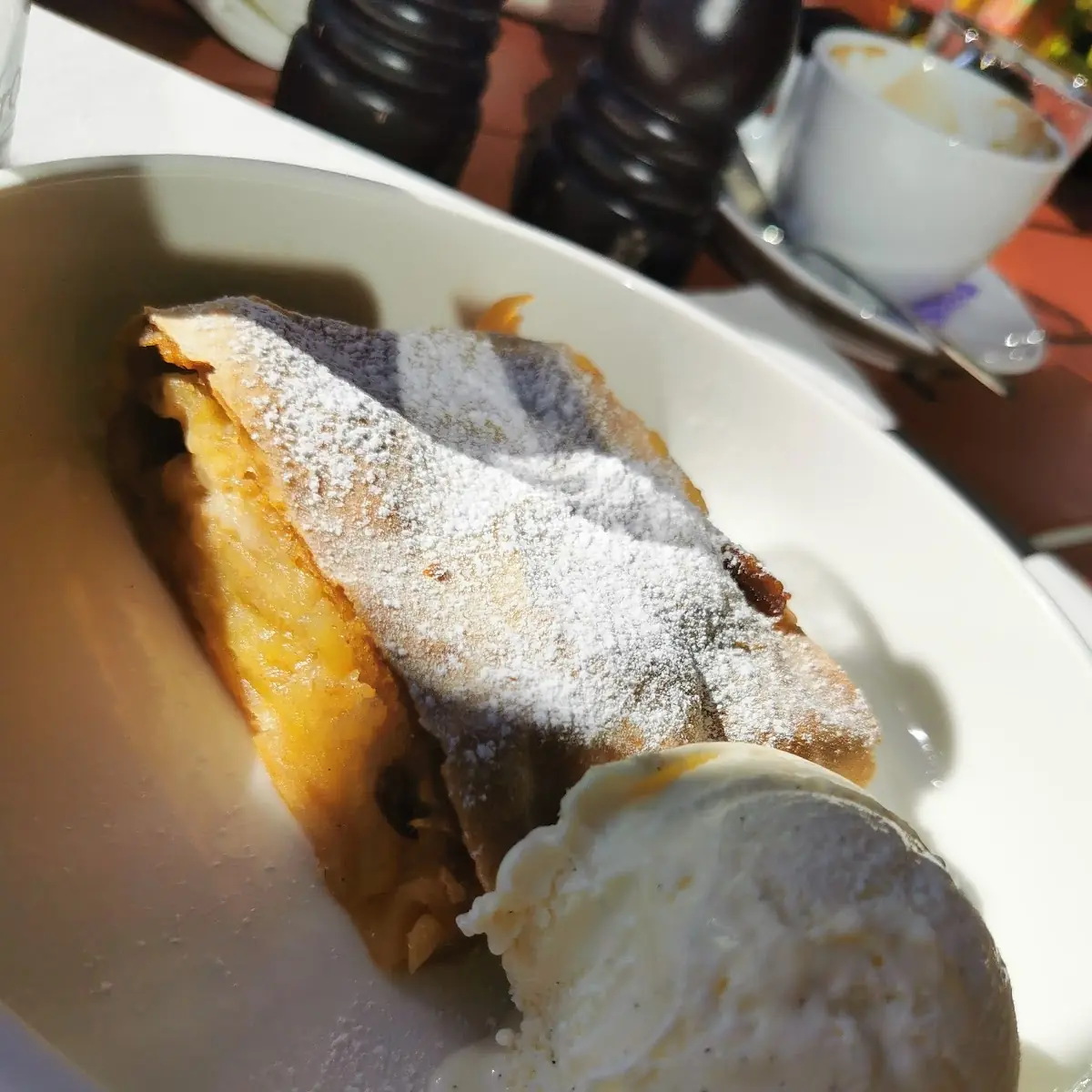 Apfelstrudel