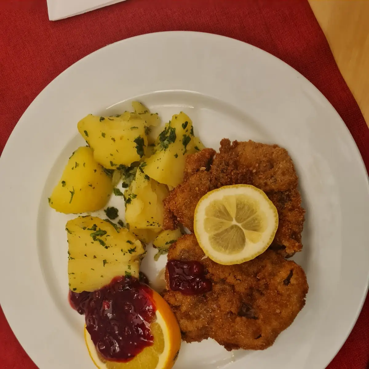 Gebackenes Hirschenschitzel