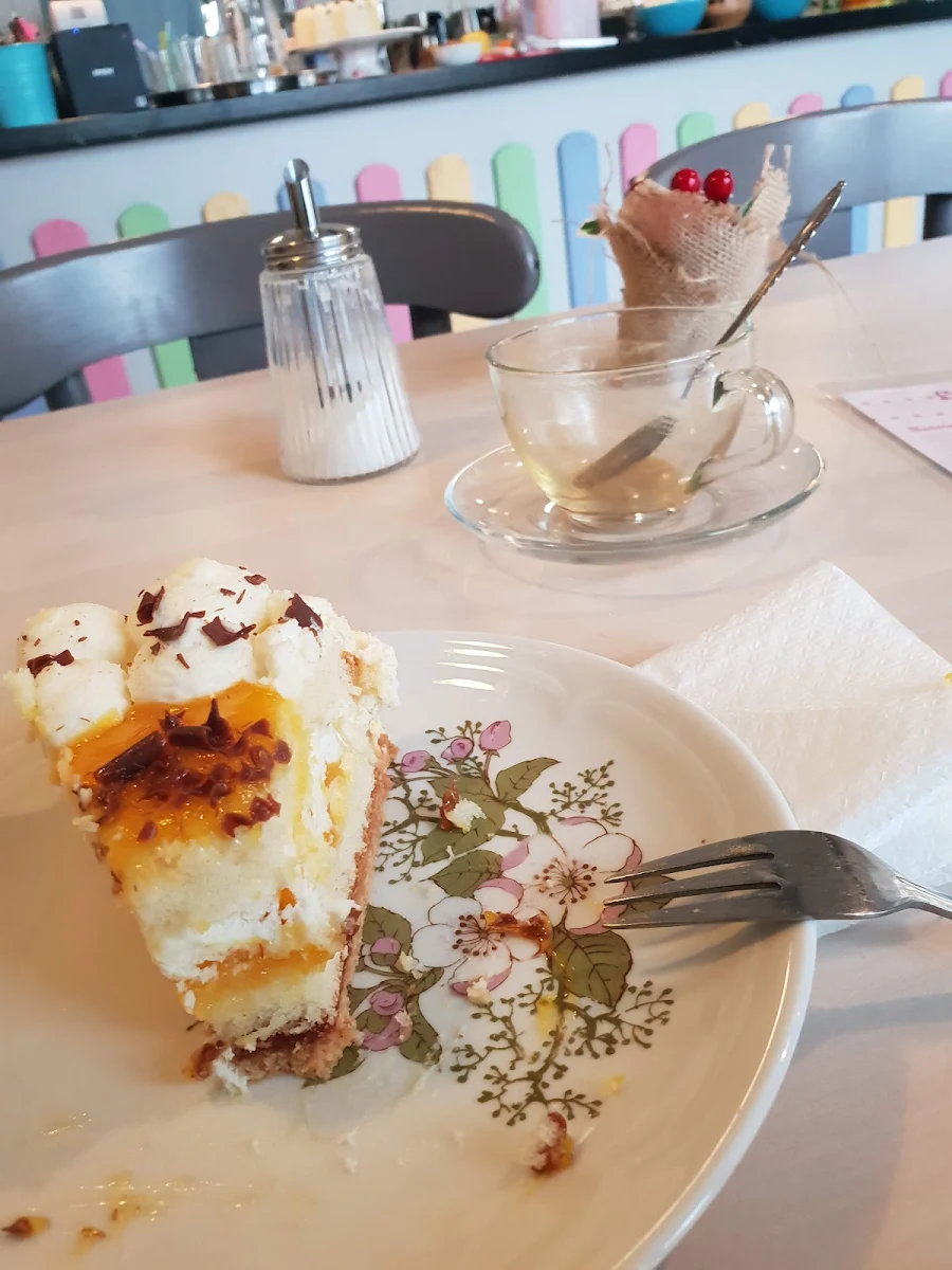 Passion Fruit Cream Cake