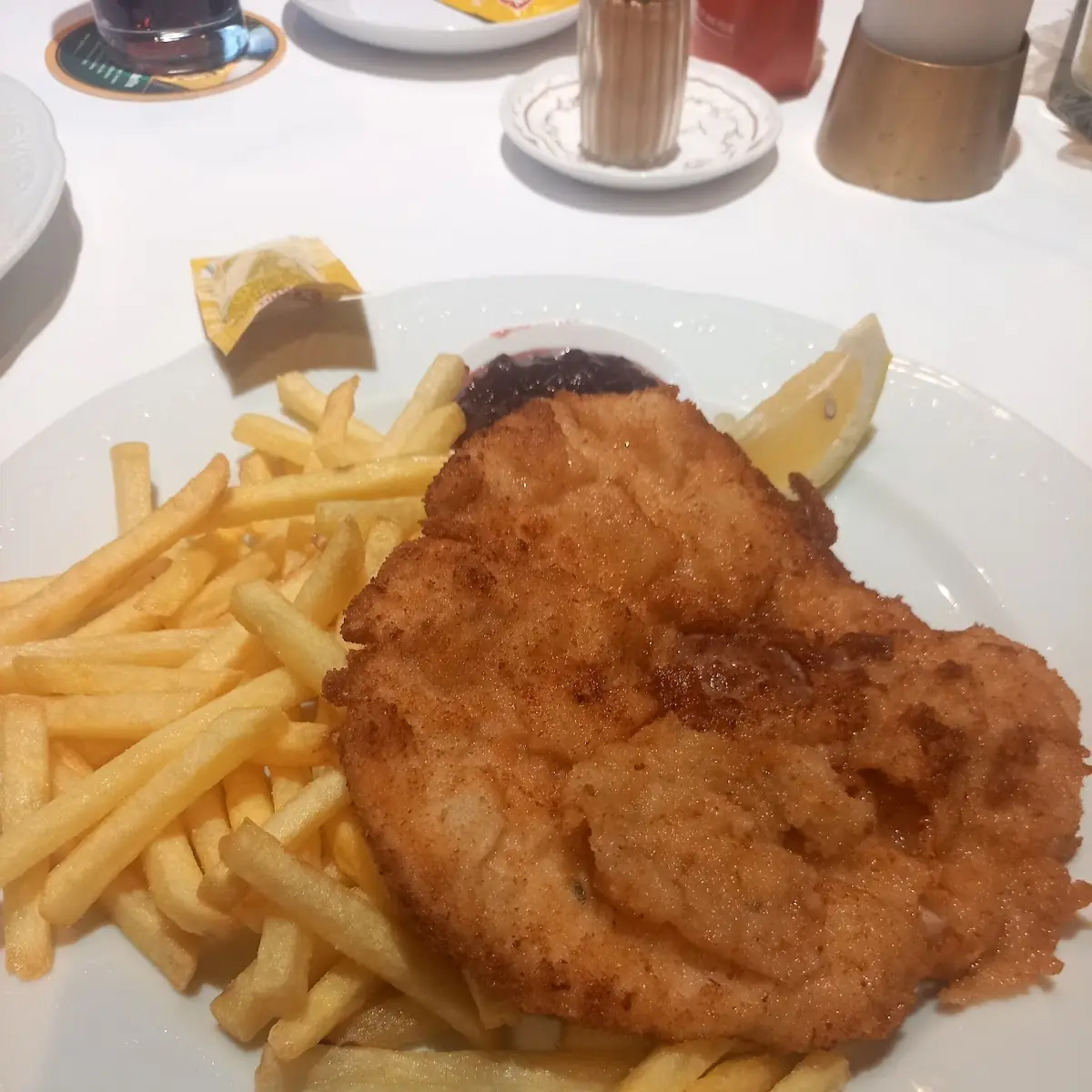 Schnitzel Mit Pommes