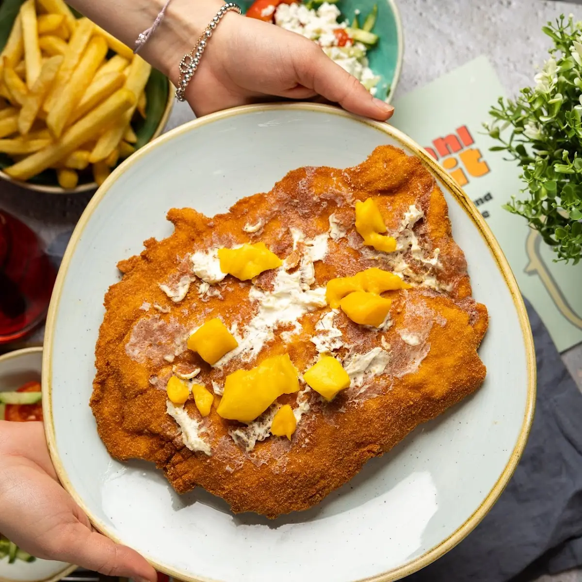 Chili-cheese Schnitzel
