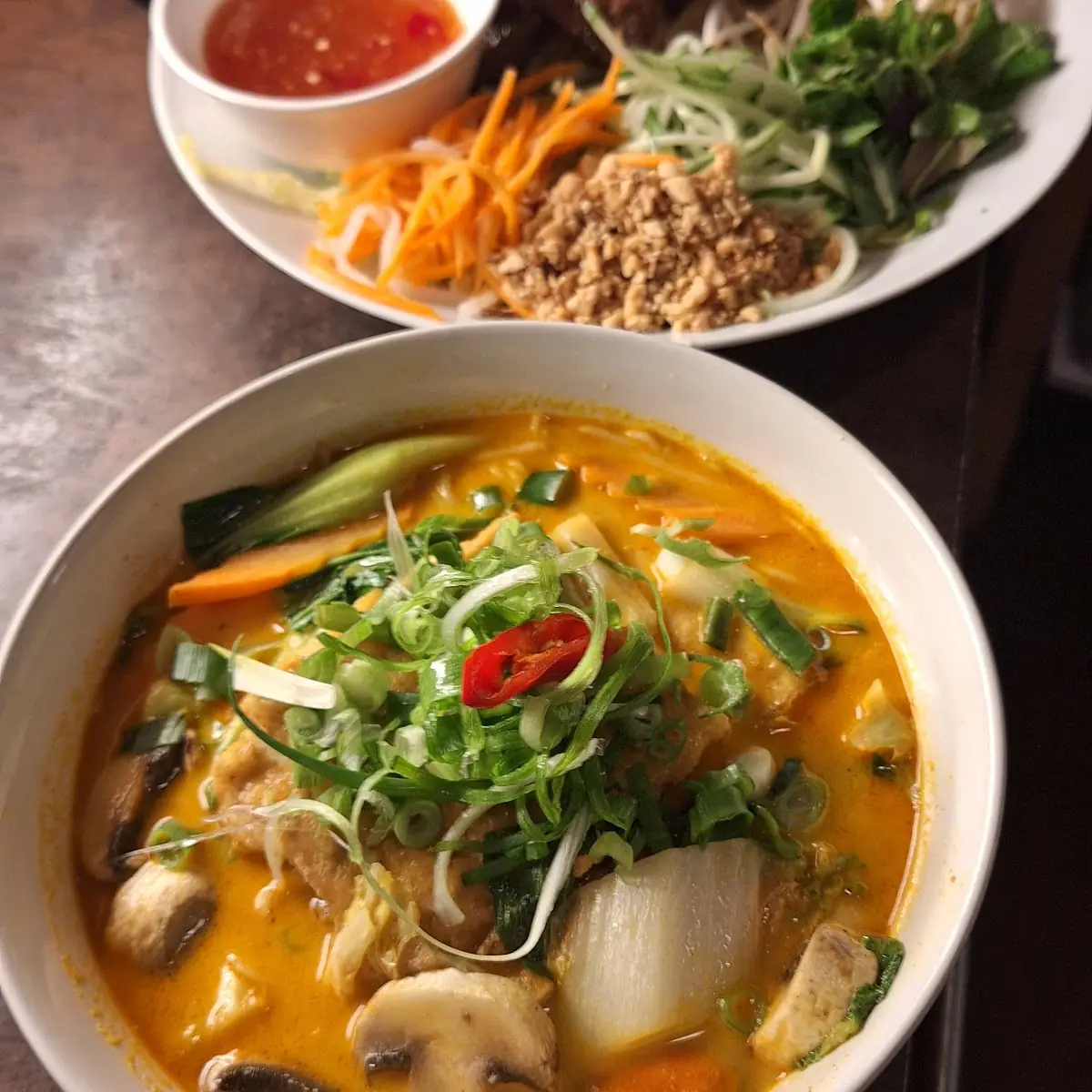 Canh Bồ Đề Tâm Scharfe Kokosmilchsuppe