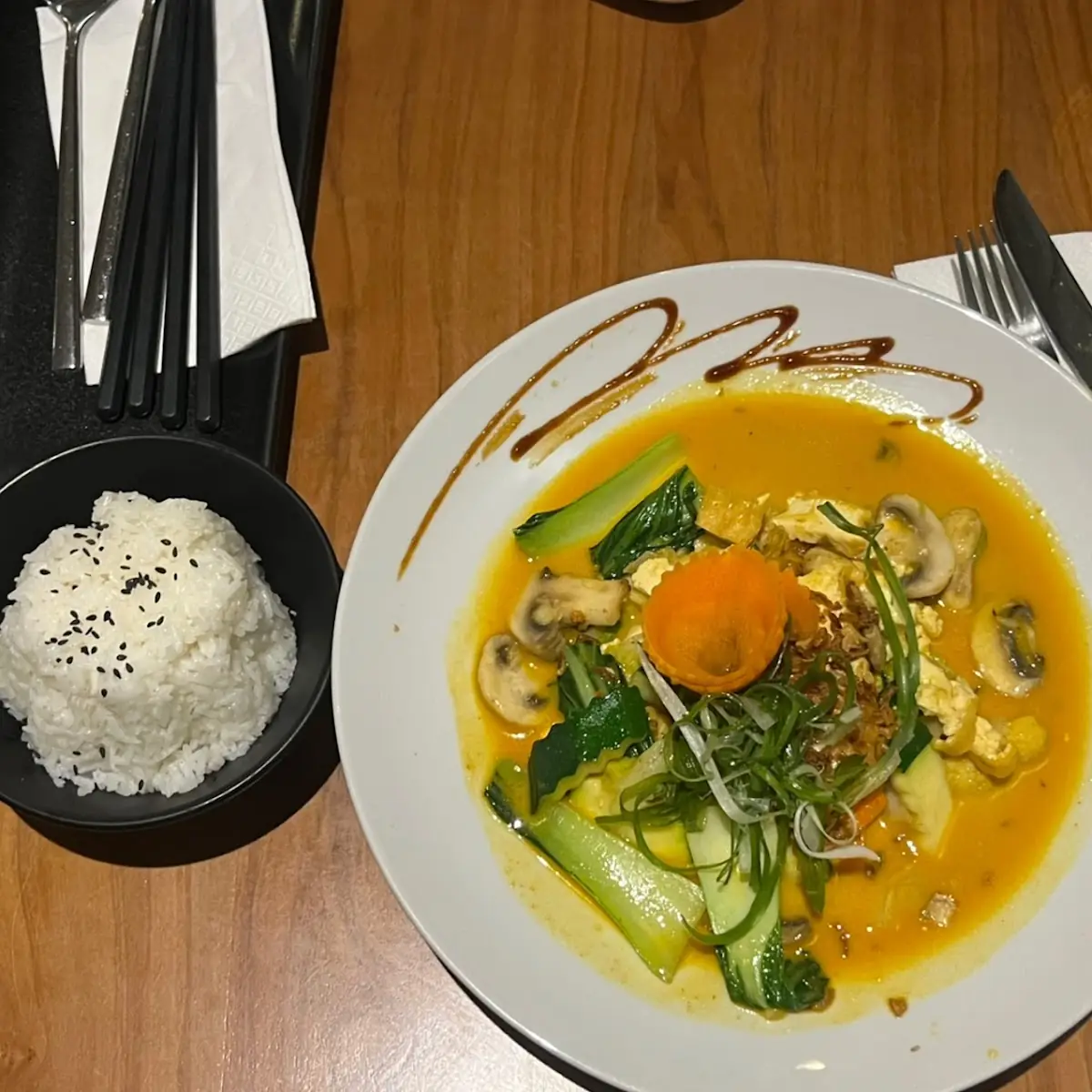 Cary Hoàn Kim Curry-nudelsuppe