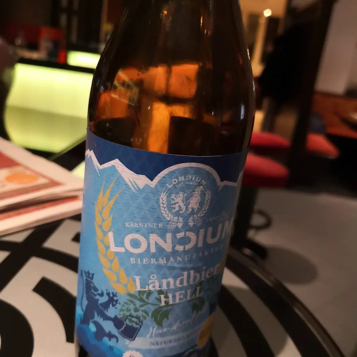 Bier Hell Landbier Von Loncium