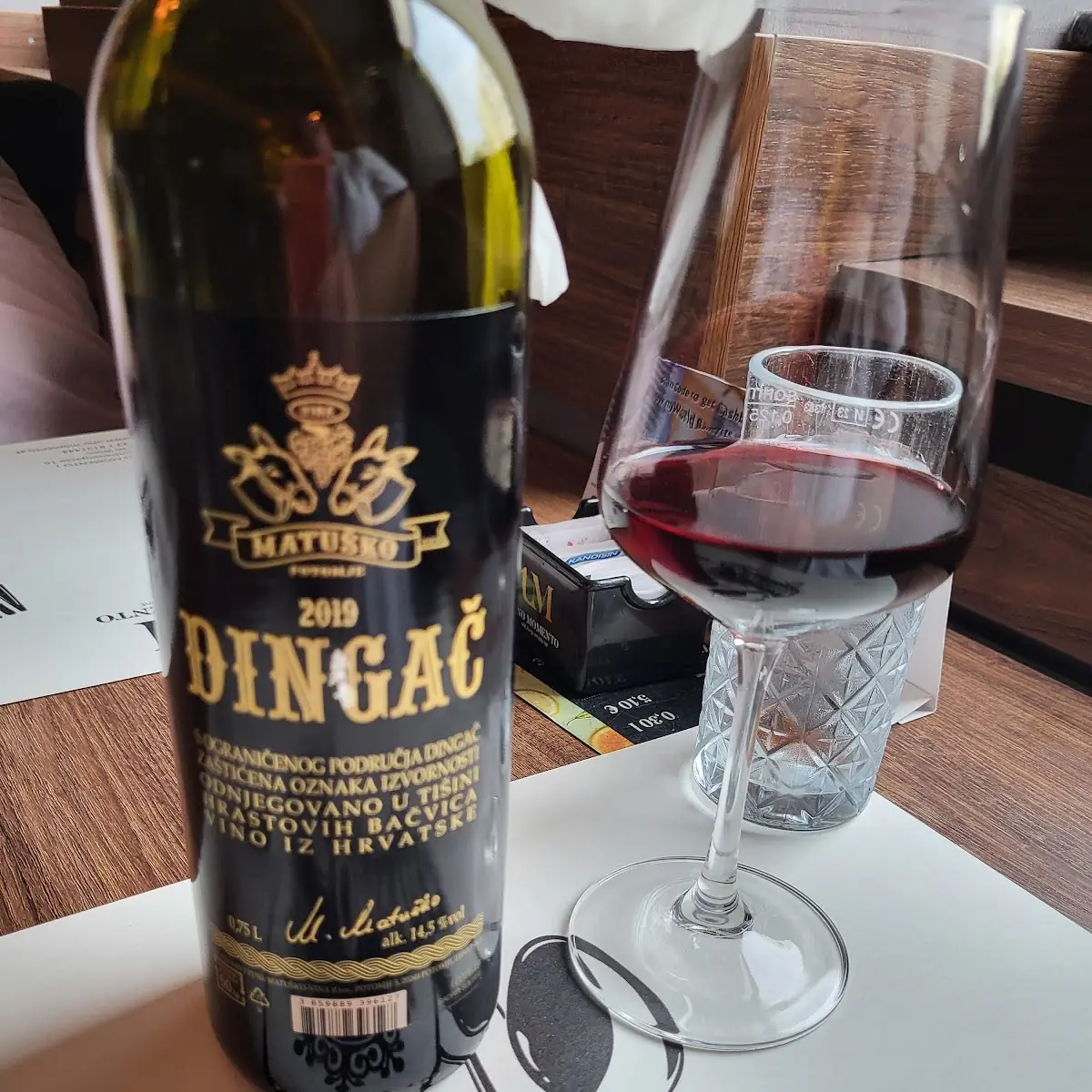 Rotwein Aus Der Steillage