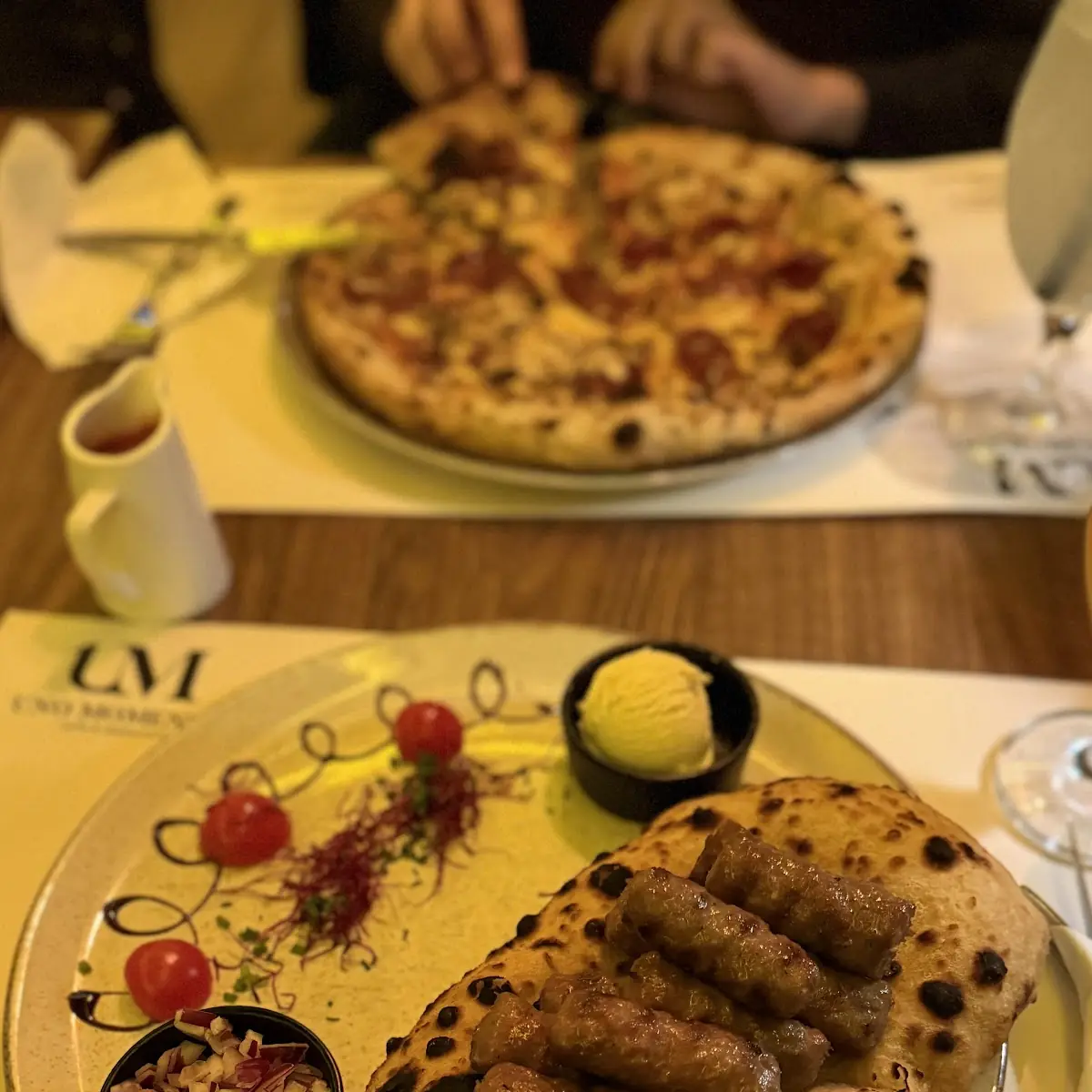 Uno Momento Cevapi