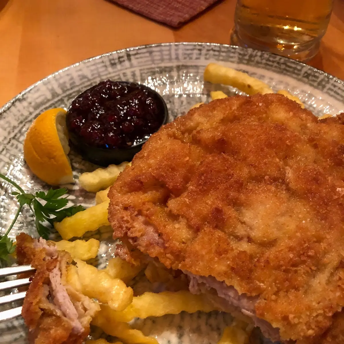 Wiener Schnitzel Mit Pommes
