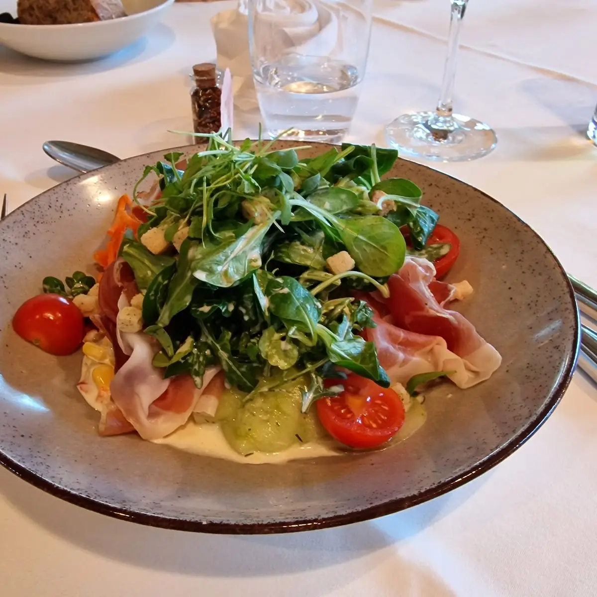 Büffel Mozzarella Mit Rohschinken