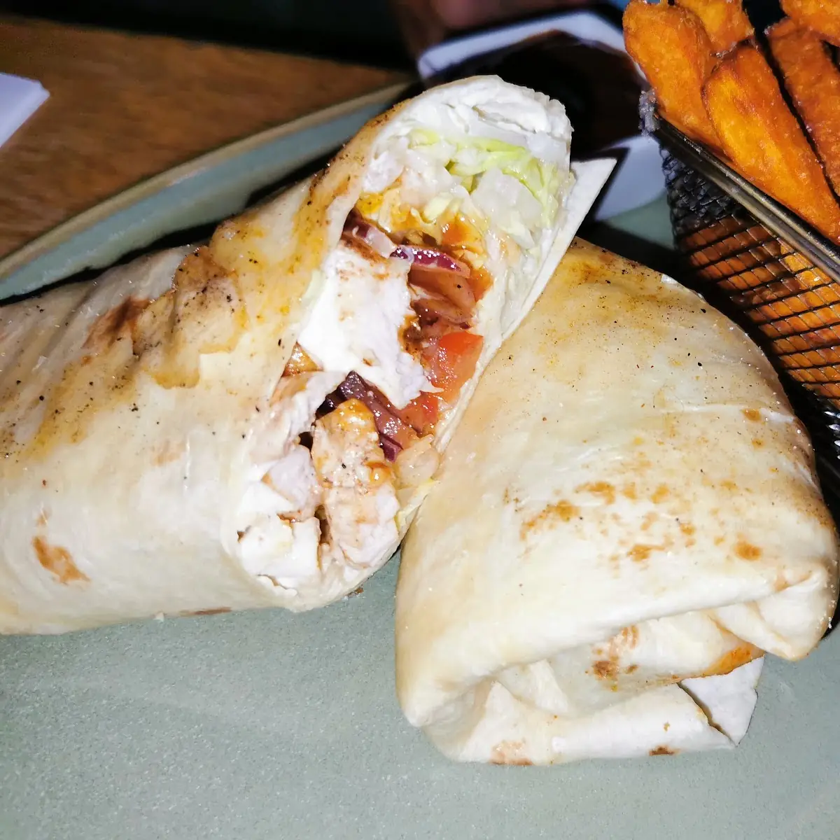 Barbecue Wrap Mit Hühnchenfleisch