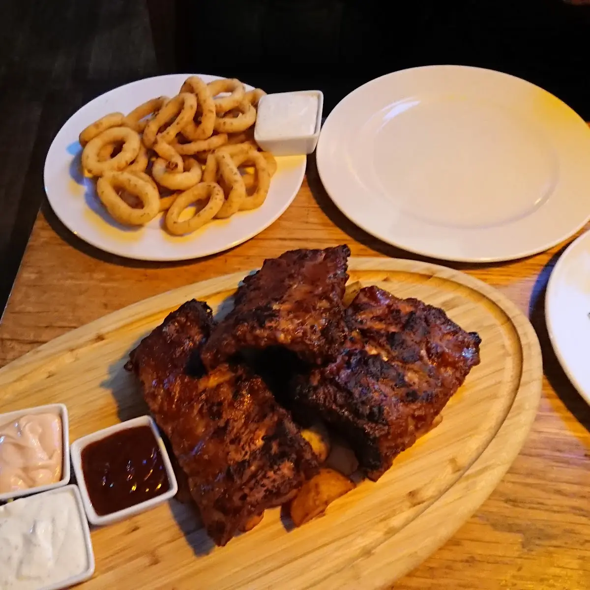 Spareribs Und Zwiebelringe