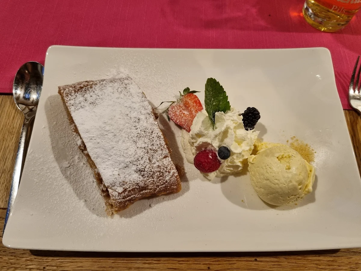 Apple Strudel