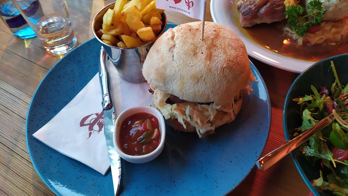 Pulled Pork Burger