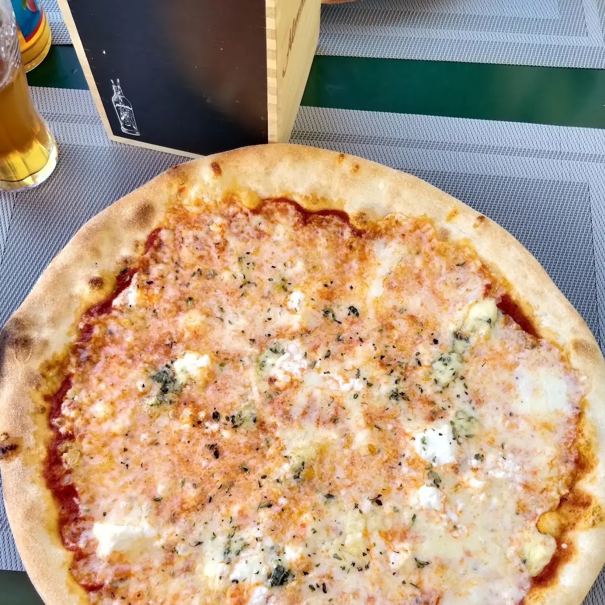 Pizza Quattro Formaggi