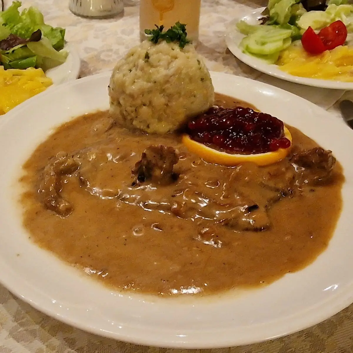 Rahmbraten Mit Knödel Und Blutorange