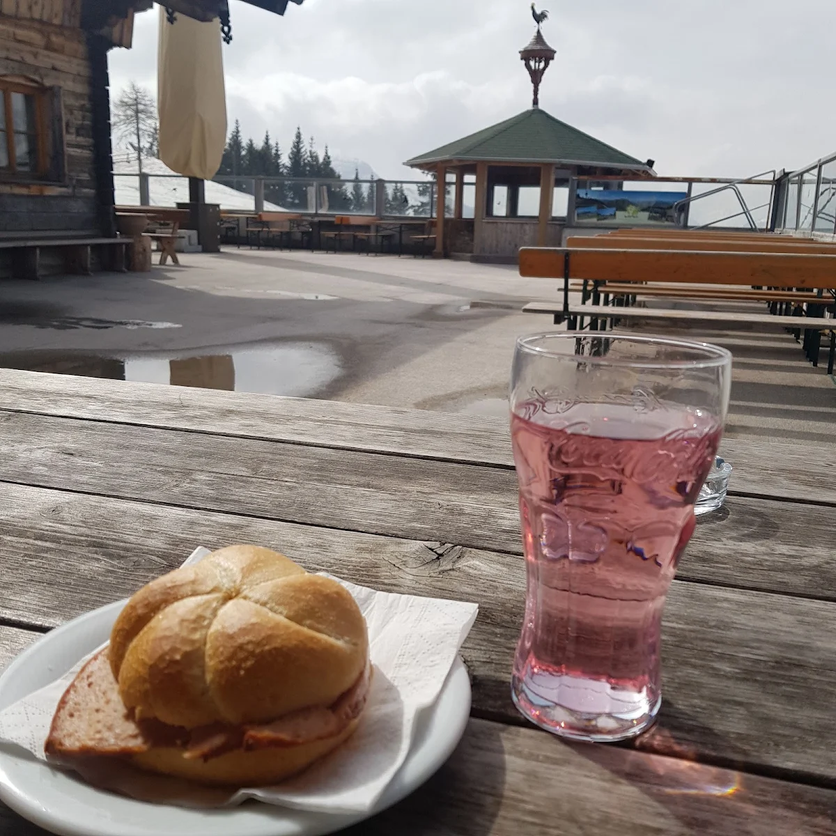 Leberkässemmel Mit Schiewasser