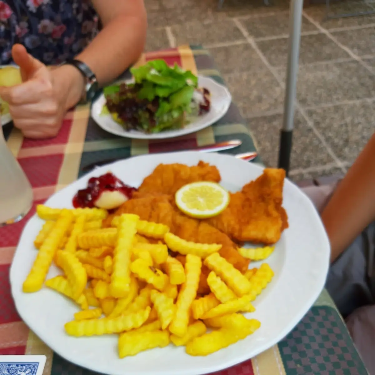 Schnitzel Pommes