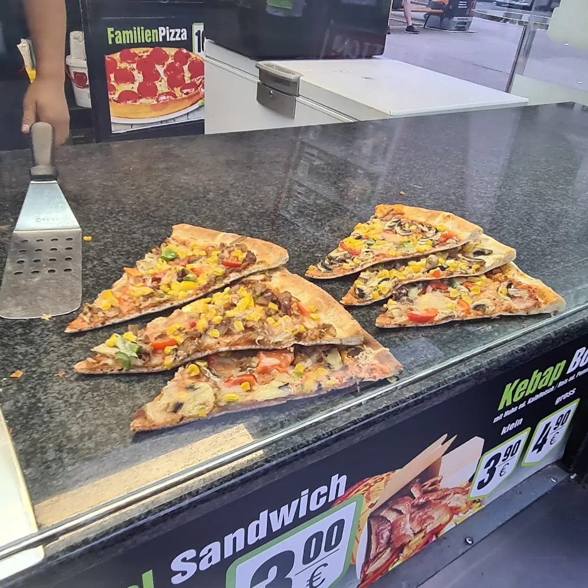 Diverse Pizzaschnitten