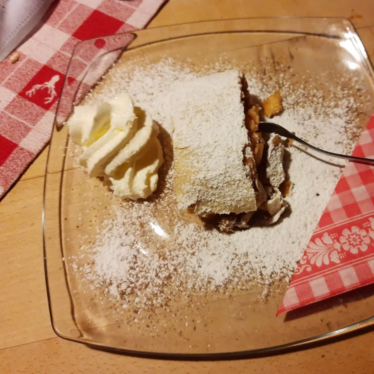 Apfelstrudel