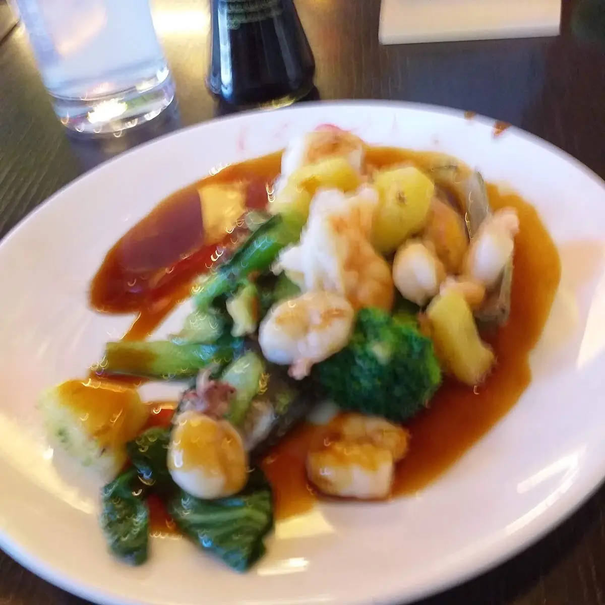 Meeresfrüchte Mit Ananas