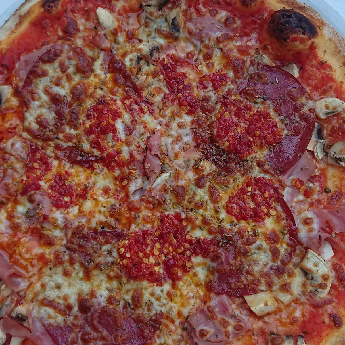 Pizza Calabrese