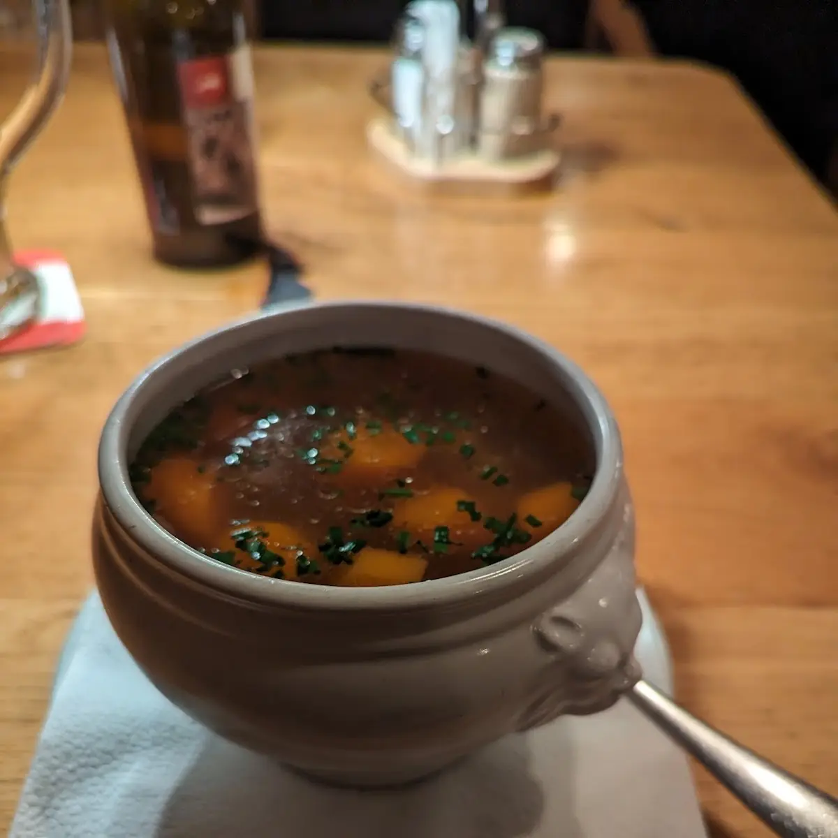 Leberknödelsuppe