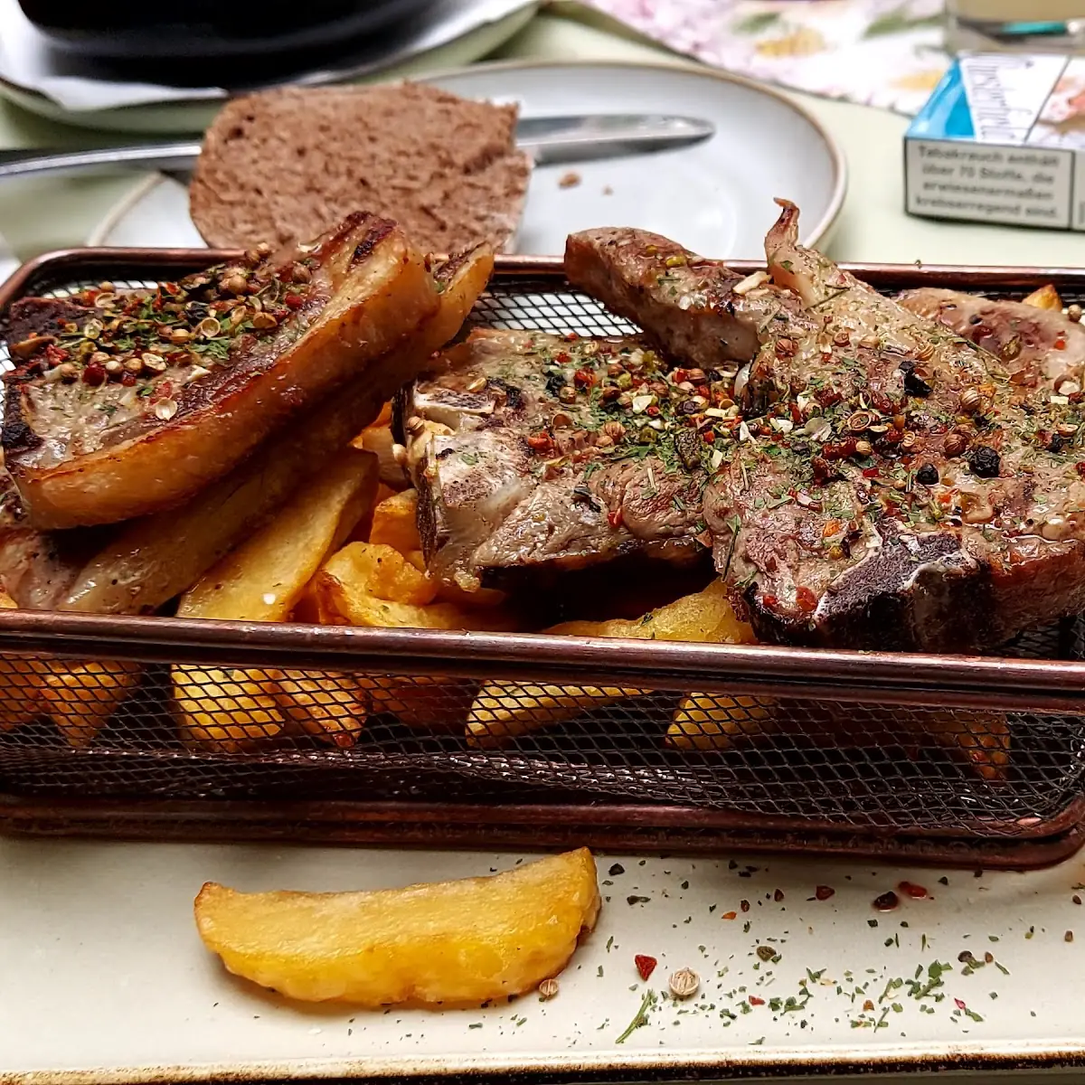 Lammkotelett Mit BBQ Und Ouzo