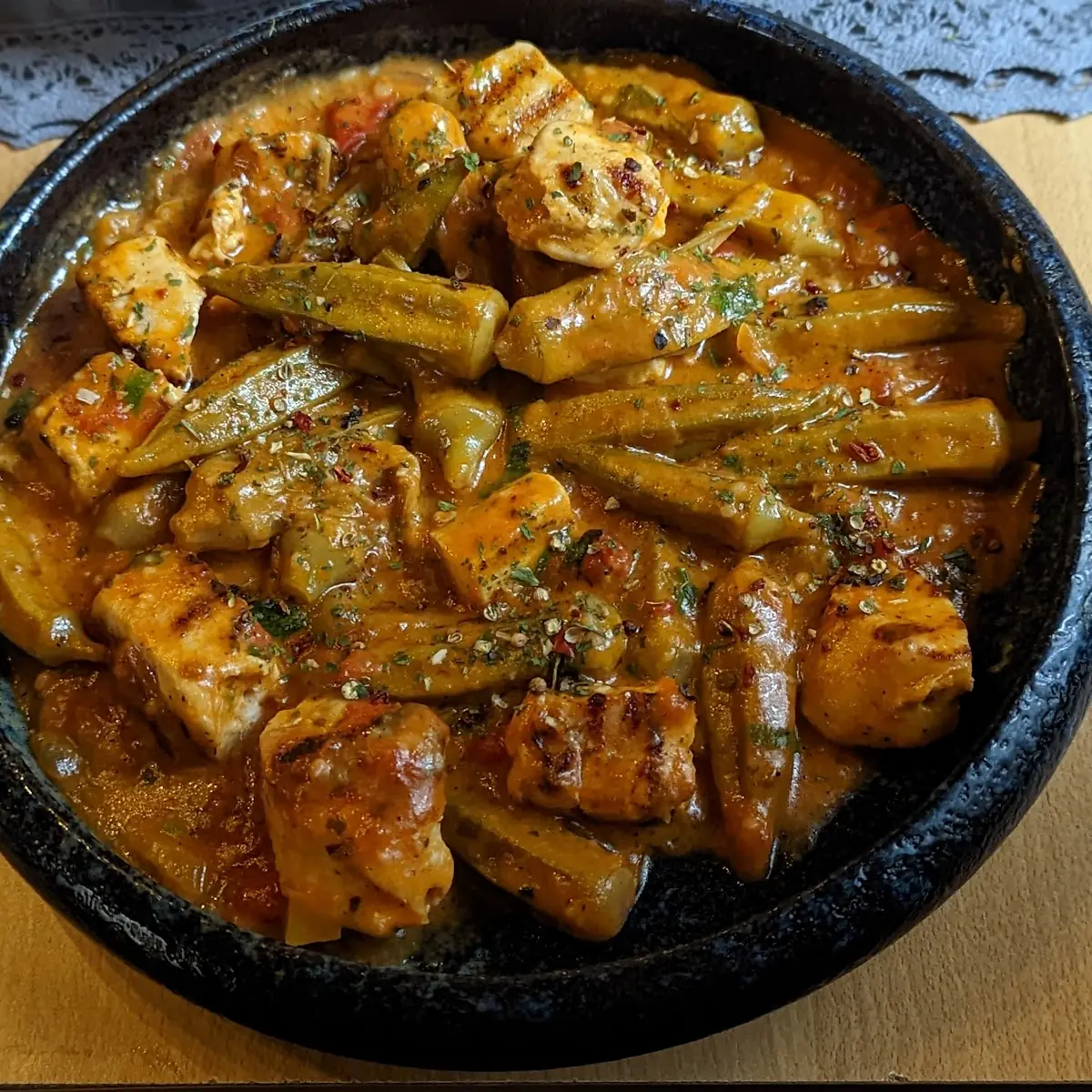 Okrabohnen Mit Huhn