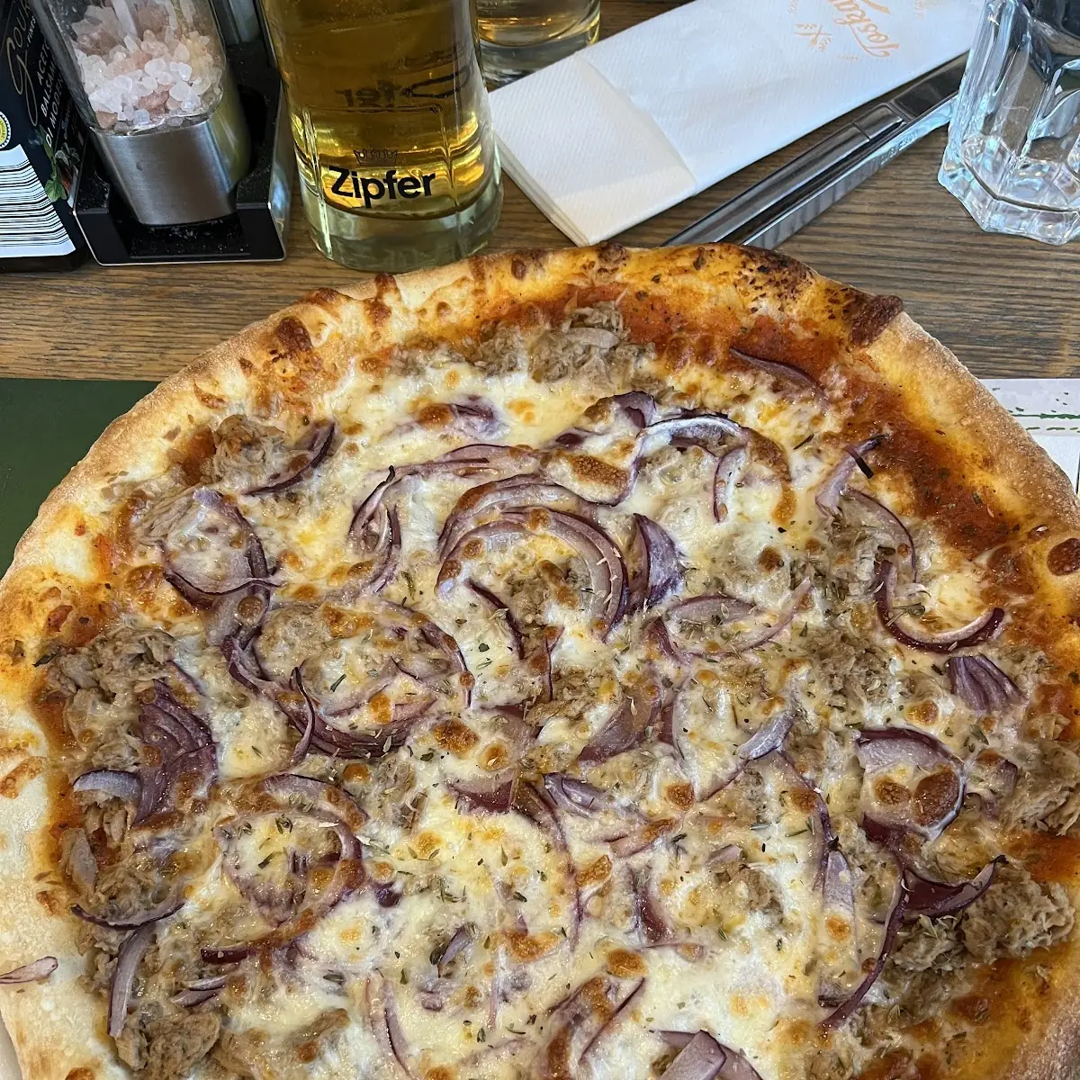 Pizza Tonno