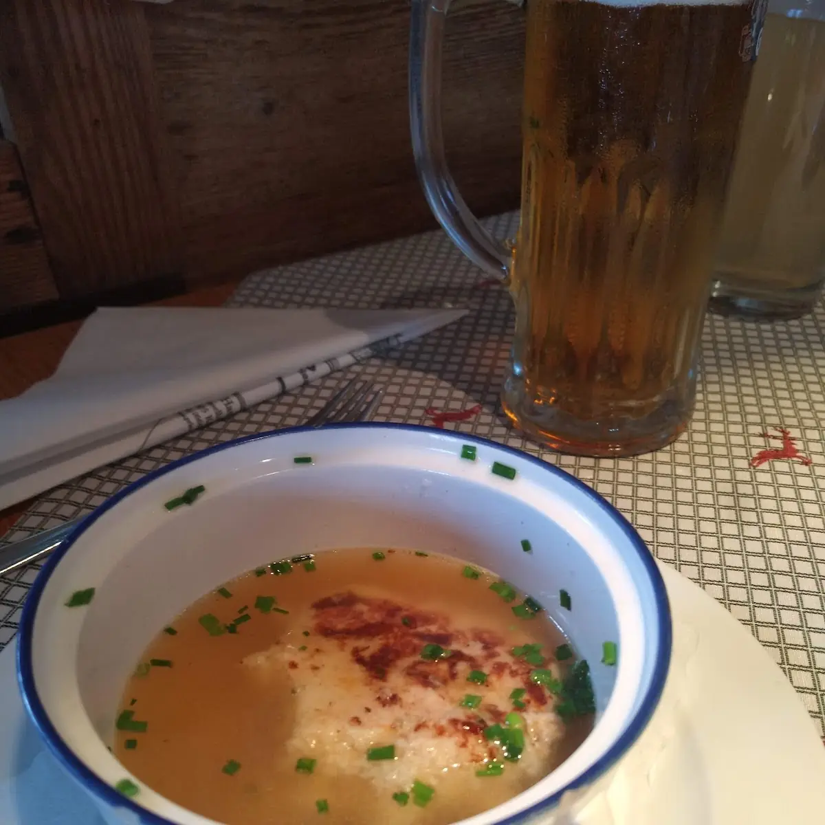Kaspressknödelsuppe